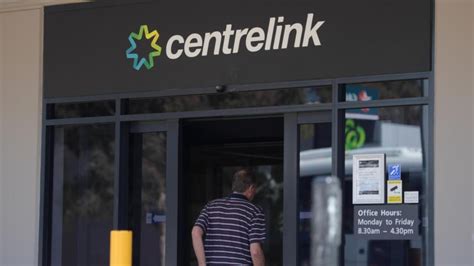 How Centrelink opening hours, payments and reporting dates will .